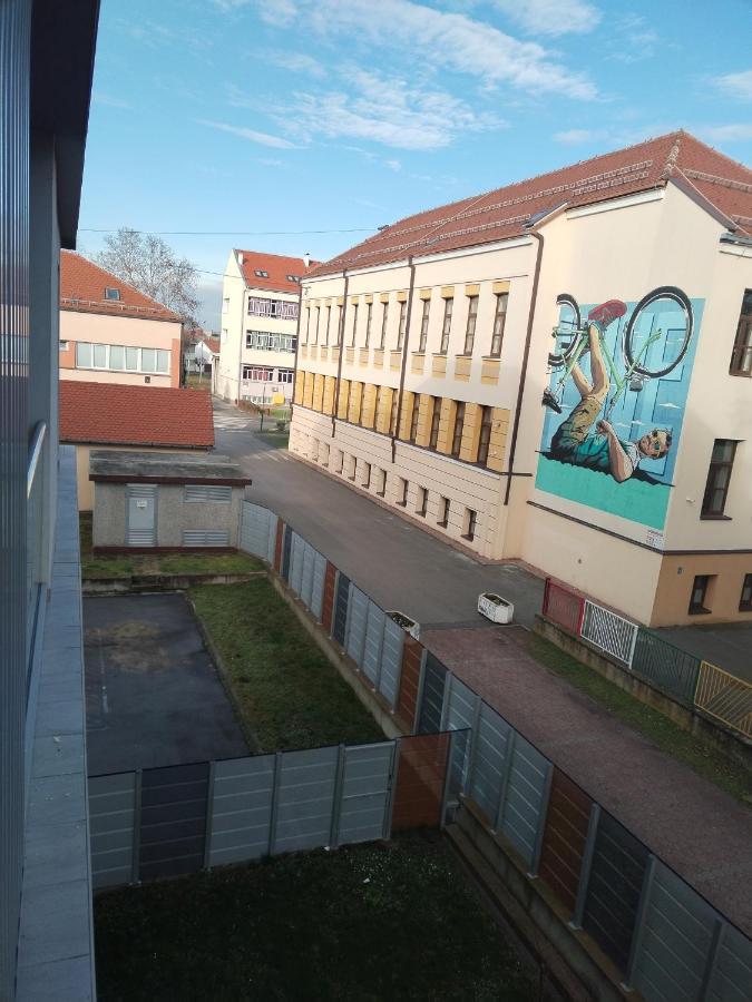 Apartmán Studio Apartman Implex Ðakovo Exteriér fotografie